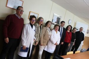 Cáritas Diocesana de Ciudad Real muestra al presidente de la Diputación la labor del Centro Siloé